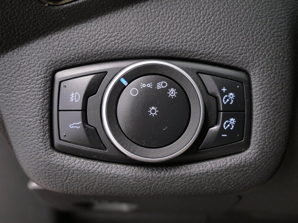 Used 2017 Ford Escape Titanium AWD/4WD image 18