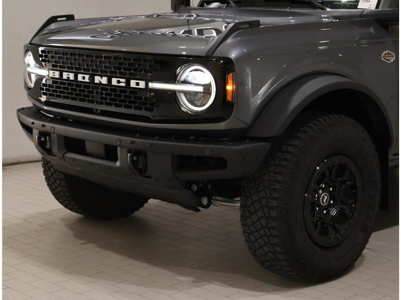 Used 2023 Ford Bronco Wildtrak AWD/4WD image 2
