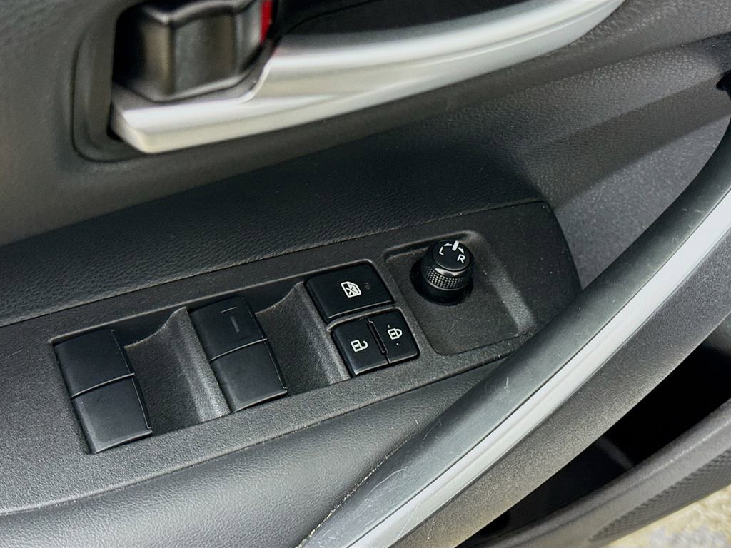 Used 2024 Toyota Corolla SE image 23