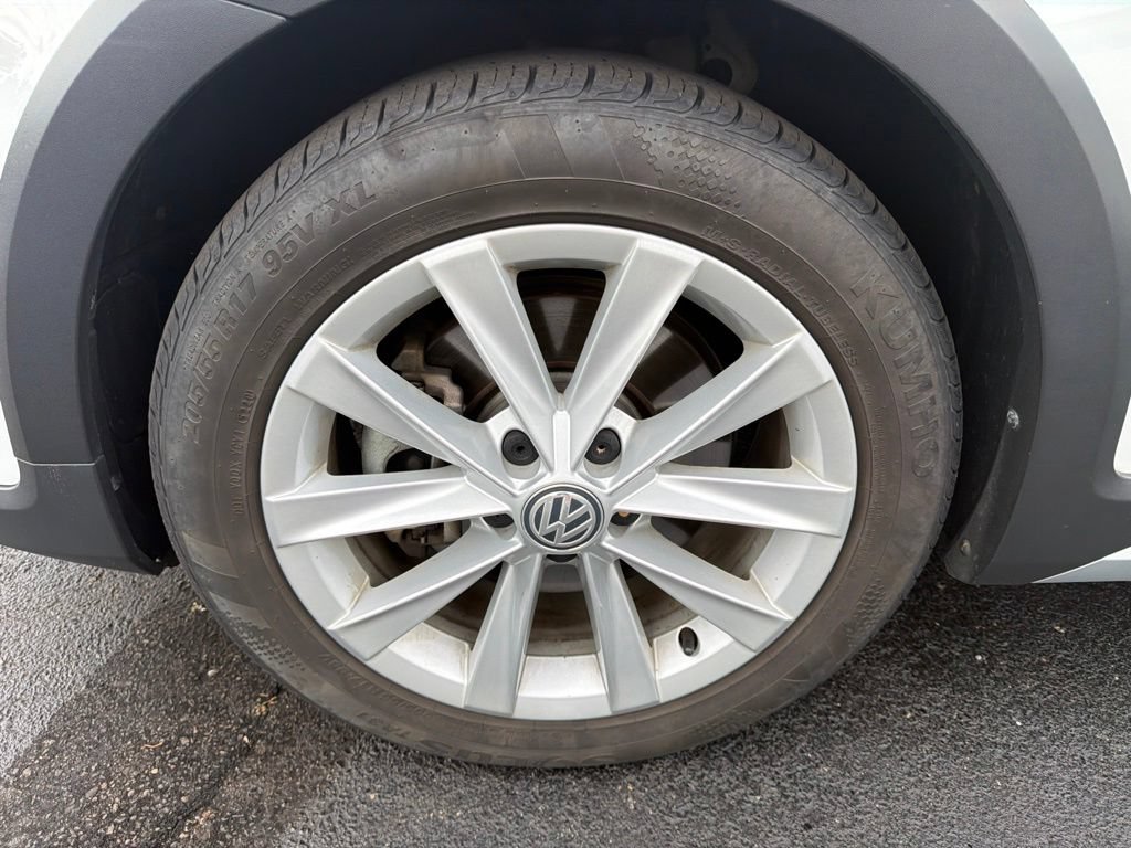 Used 2017 Volkswagen Golf Alltrack S AWD/4WD image 10