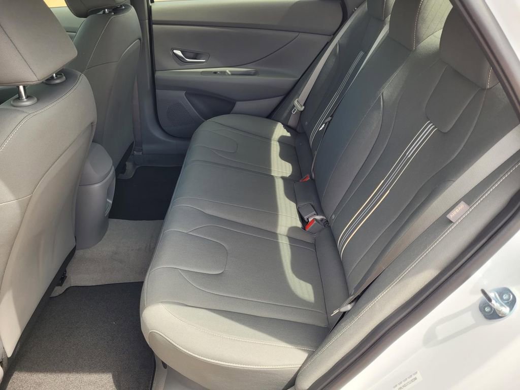 New 2026 Hyundai Elantra Blue FWD image 22