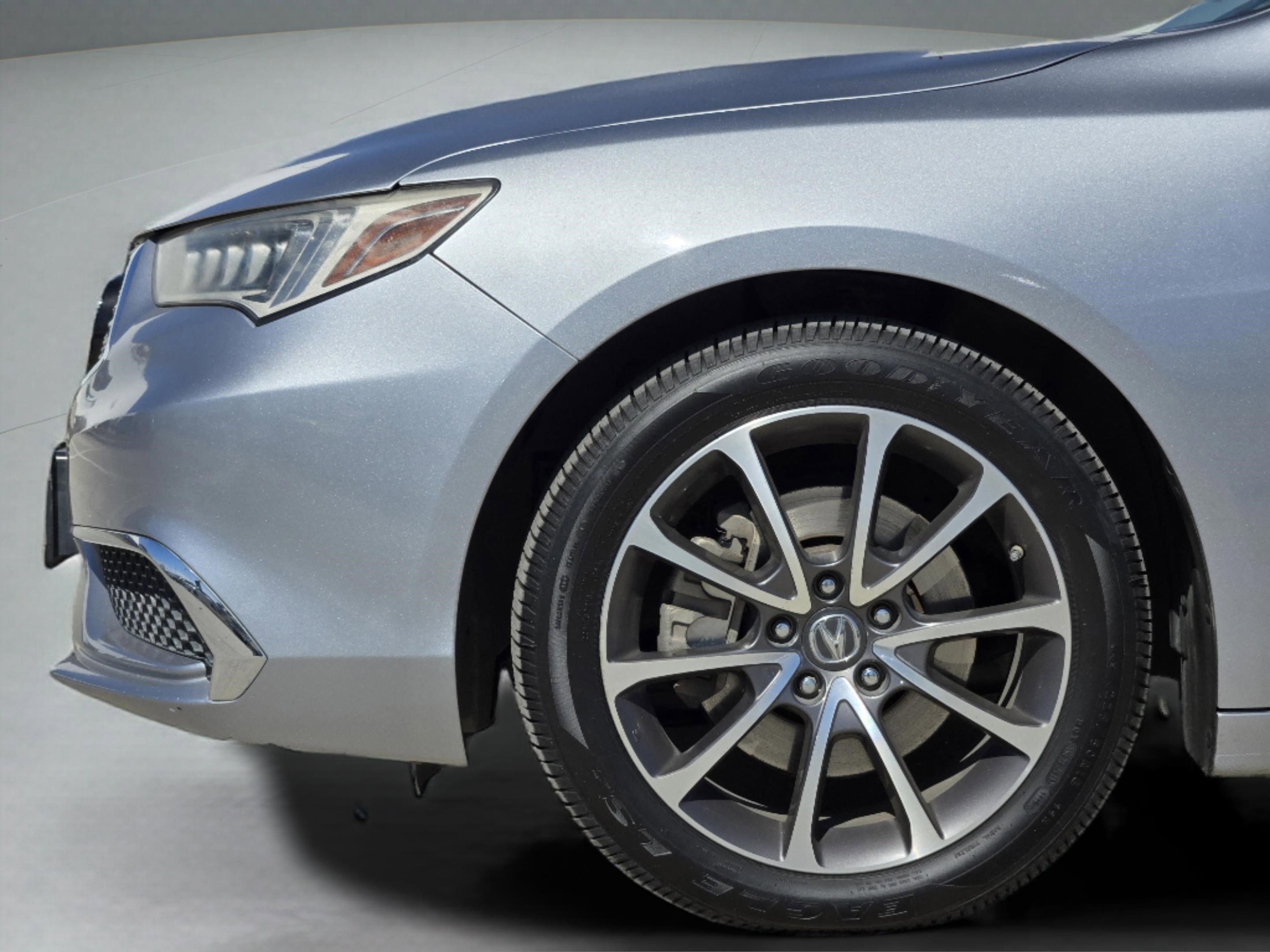 Used 2020 Acura TLX V6 SH-AWD image 6