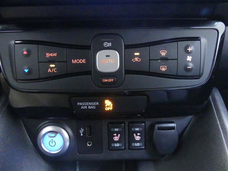 Used 2018 Nissan Leaf SL w/ SL Technology Package FWD image 13