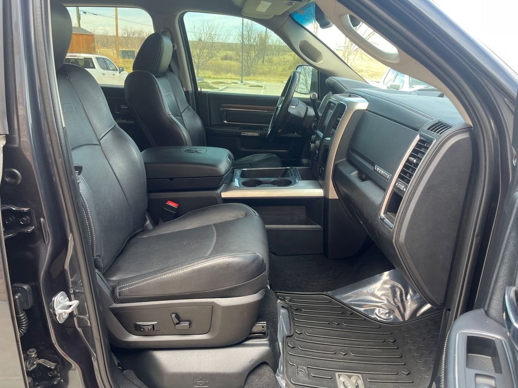 Used 2017 RAM 3500 Laramie AWD/4WD image 20