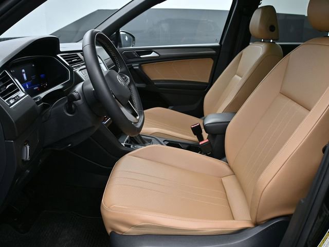 Used 2022 Volkswagen Tiguan SE AWD/4WD image 9