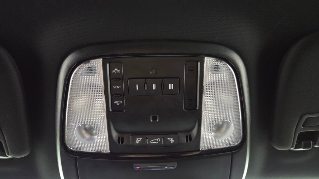 Used 2022 Dodge Durango GT image 30