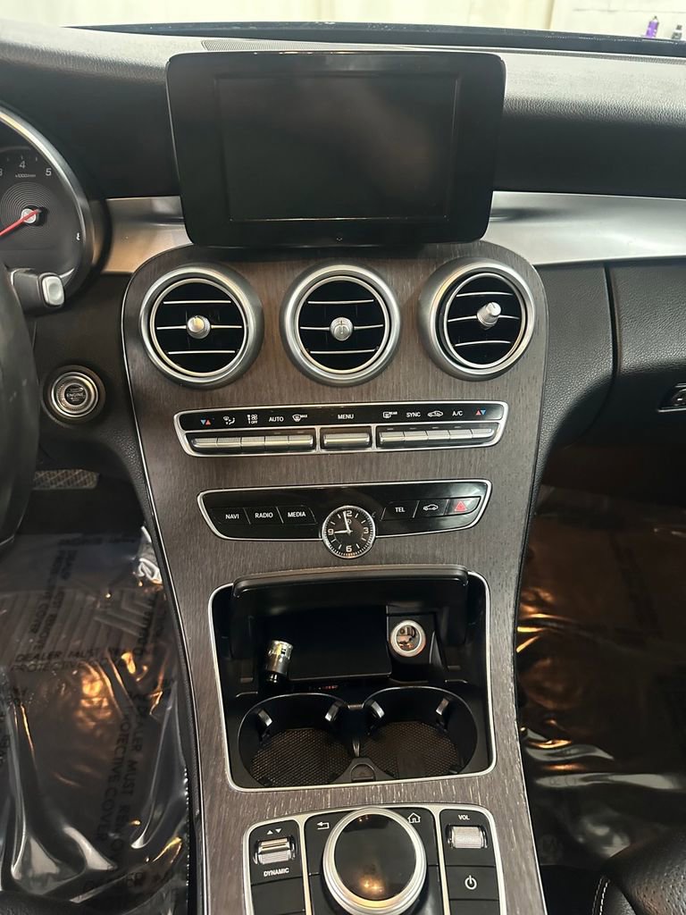 Used 2019 Mercedes-Benz C 300 4MATIC Sedan image 17