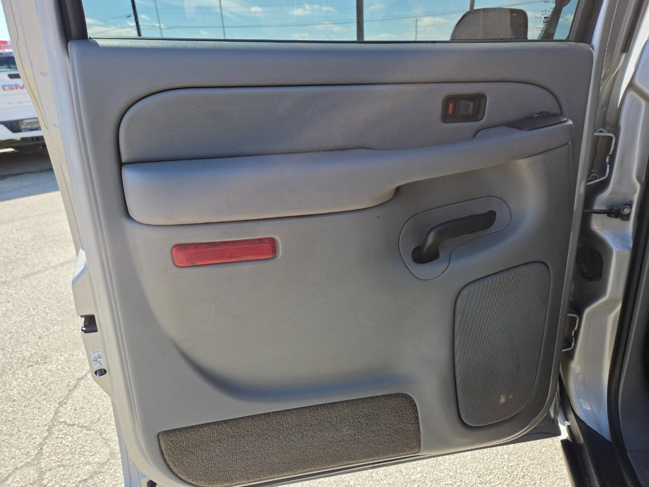 Used 2005 Chevrolet Avalanche Z71 w/ Preferred Equipment Group image 22