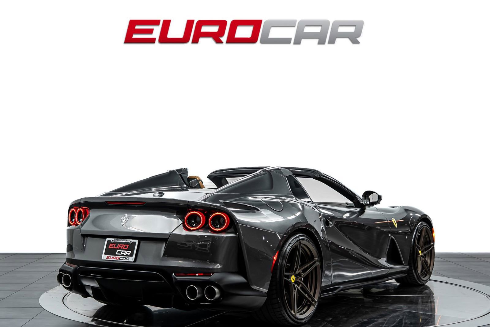 Used 2021 Ferrari 812 GTS RWD image 6