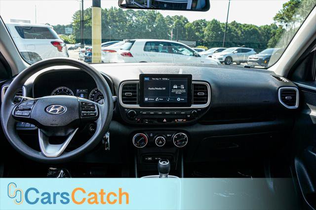 Used 2022 Hyundai Venue SE FWD image 36
