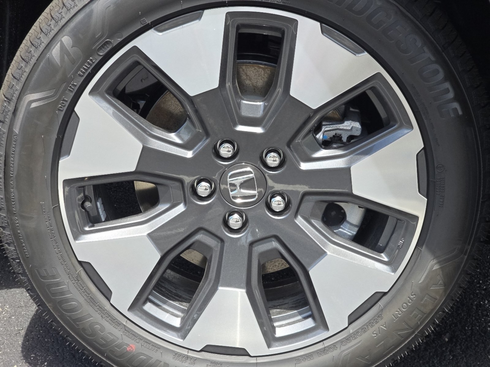 New 2026 Honda Pilot Touring image 13