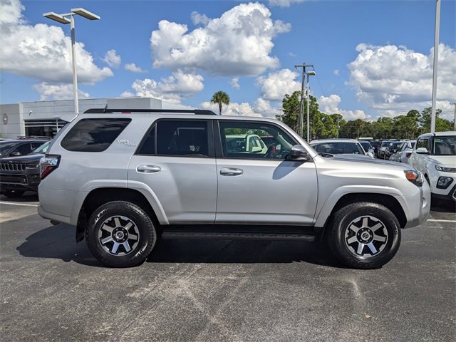 Used 2022 Toyota 4Runner TRD Off-Road image 3