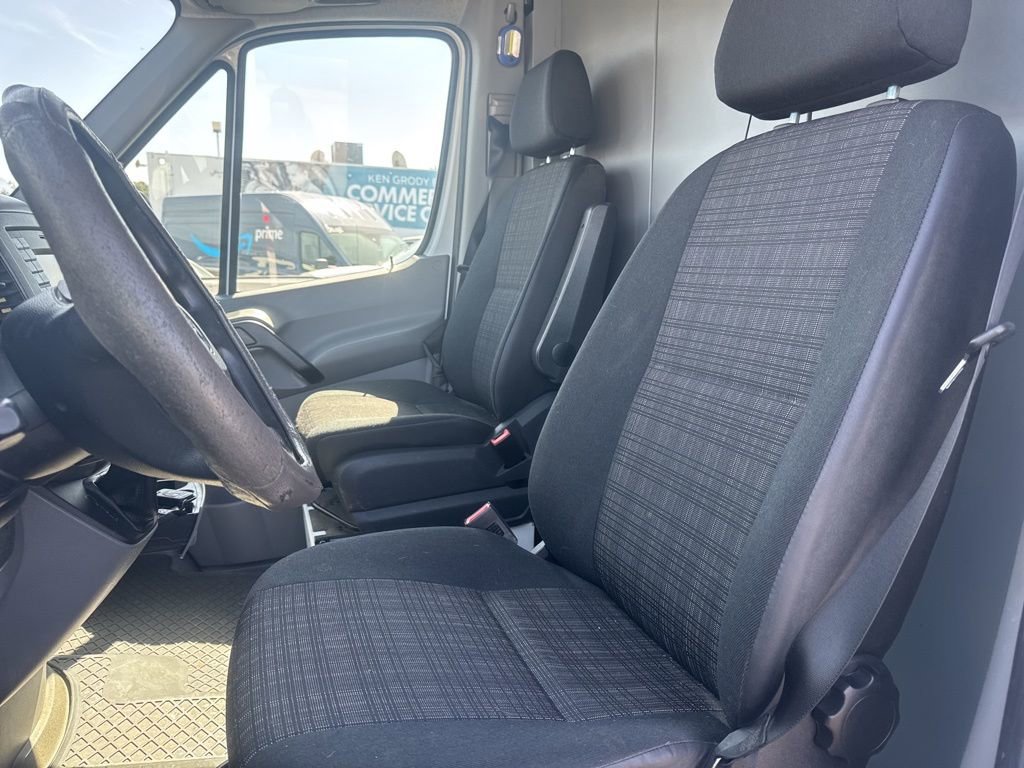 Used 2014 Mercedes-Benz Sprinter 3500 image 10