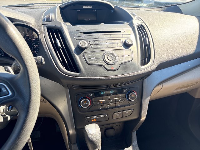 Used 2017 Ford Escape SE AWD/4WD image 19