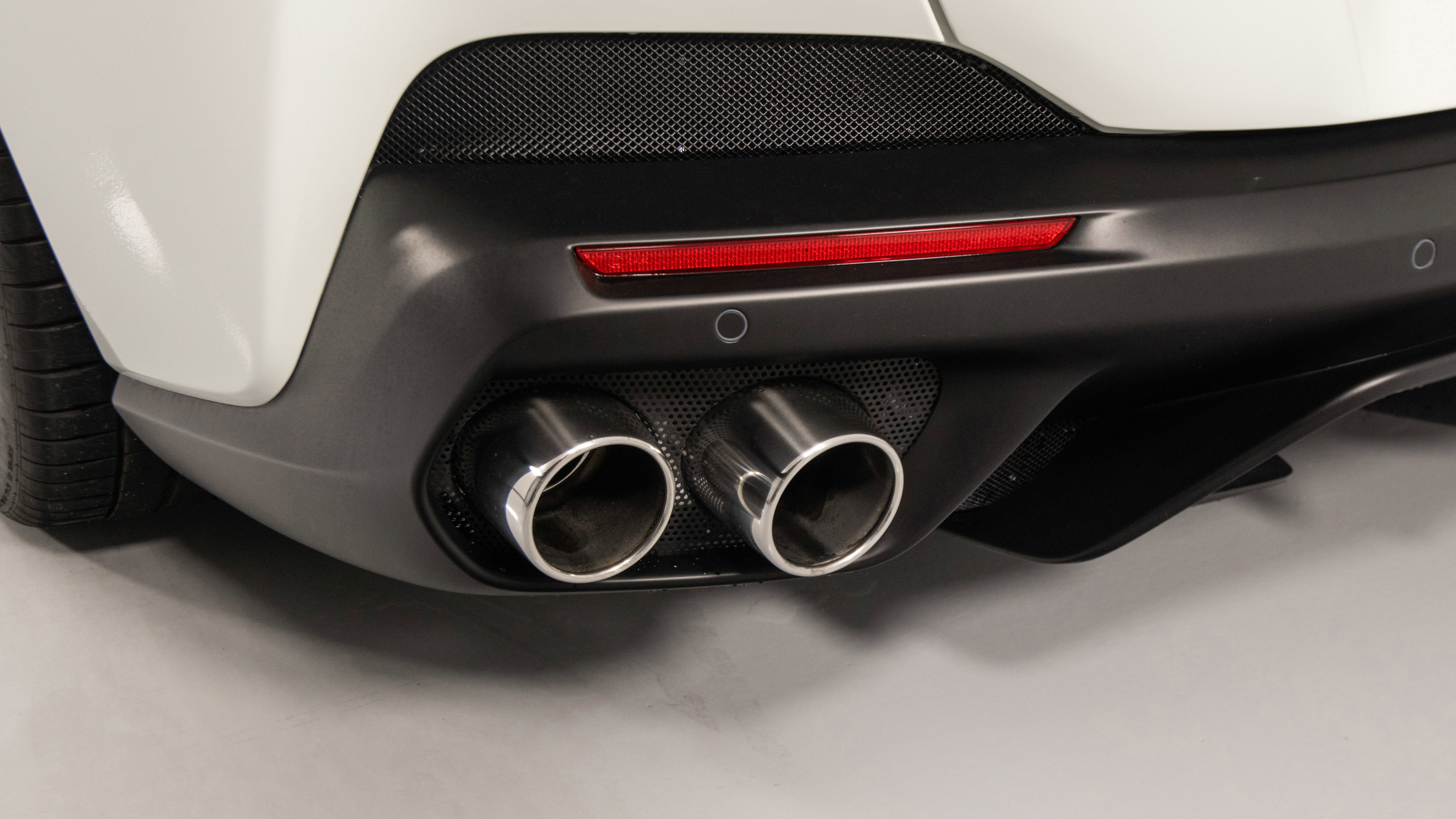 Certified 2020 Ferrari Portofino image 15