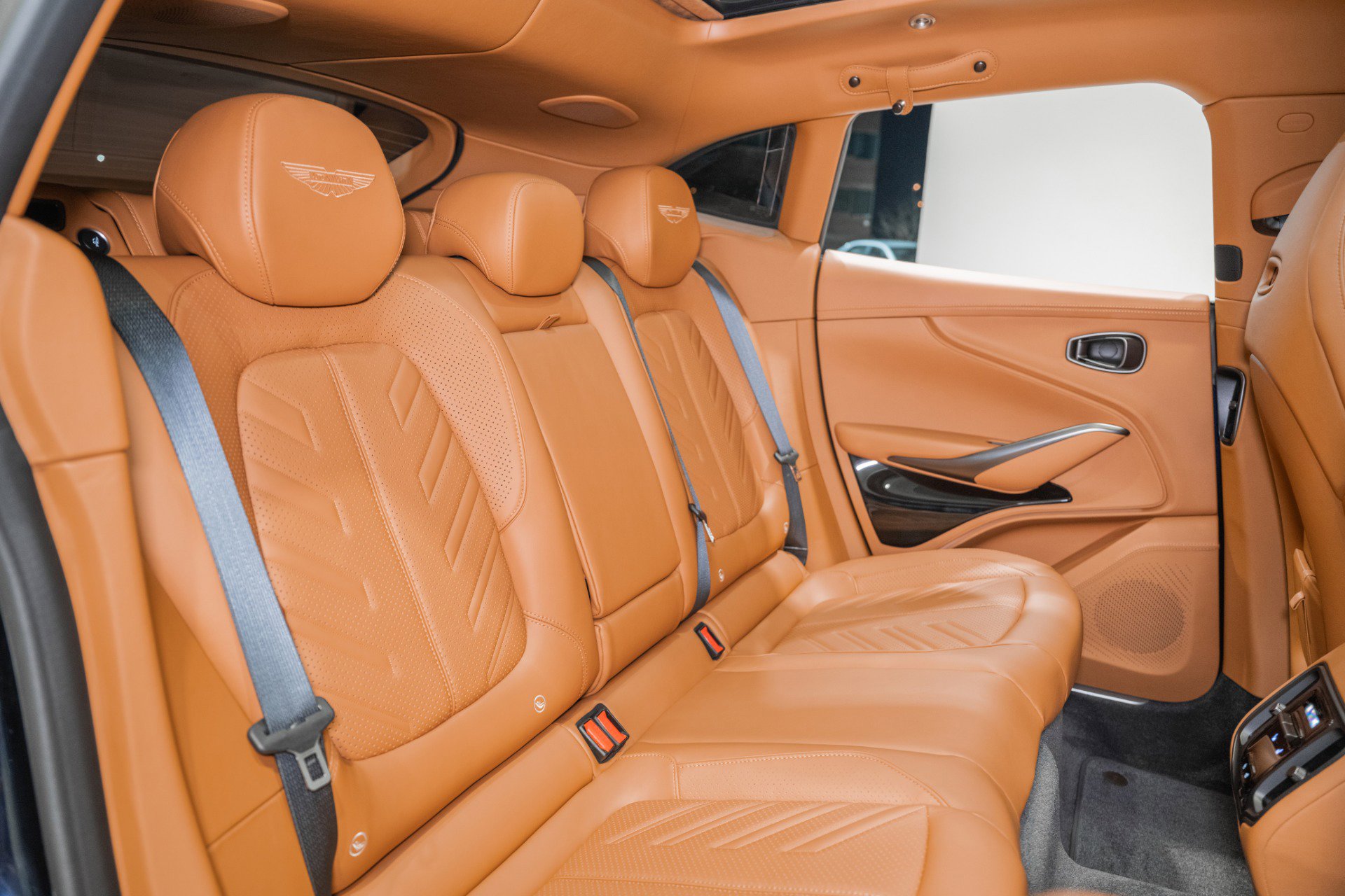 New 2026 Aston Martin DBX S image 19