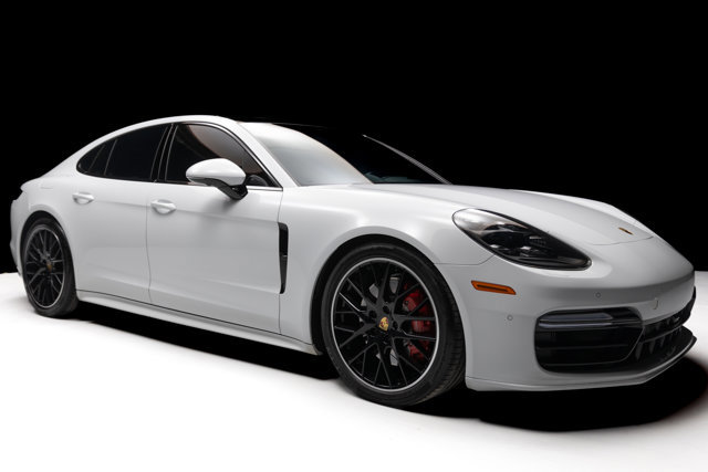 Used 2020 Porsche Panamera GTS w/ Premium Package Plus image 30