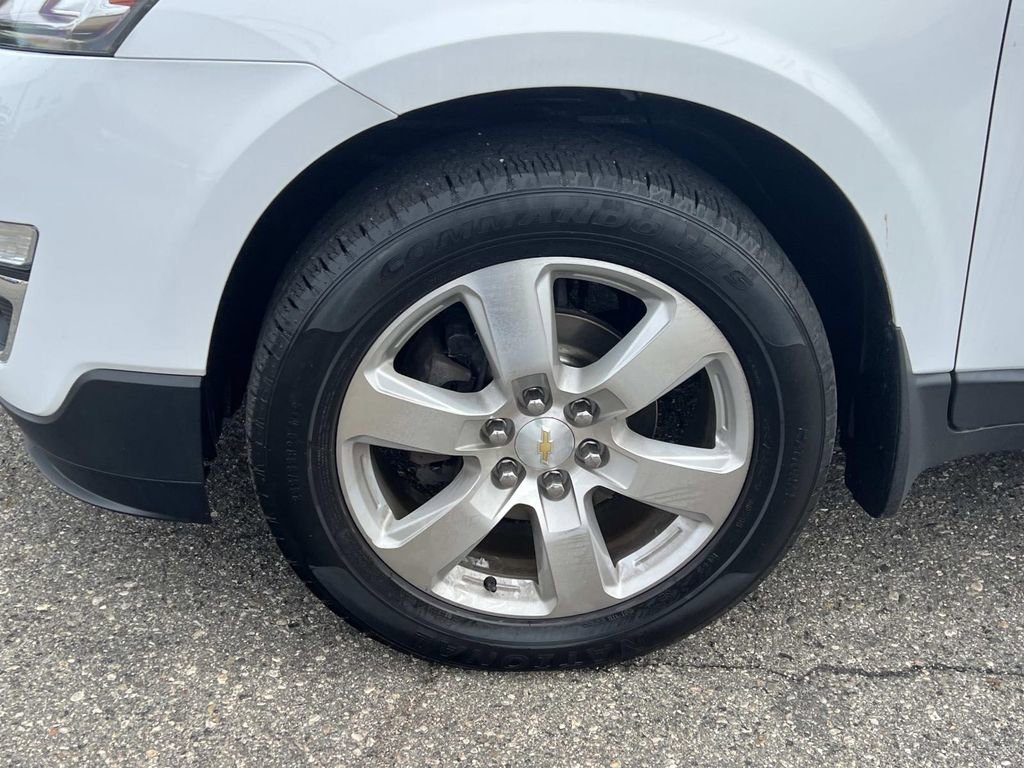 Used 2016 Chevrolet Traverse LTZ FWD image 25