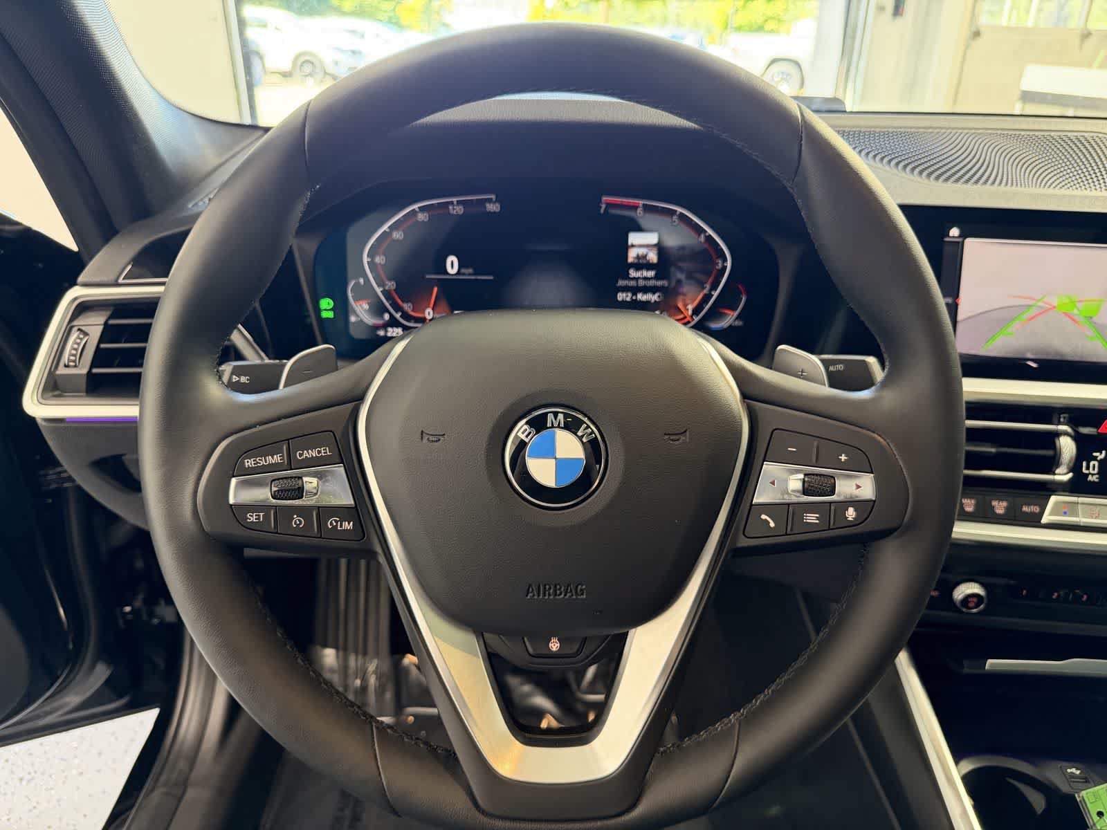 Used 2022 BMW 330i xDrive Sedan w/ Premium Package AWD/4WD image 17