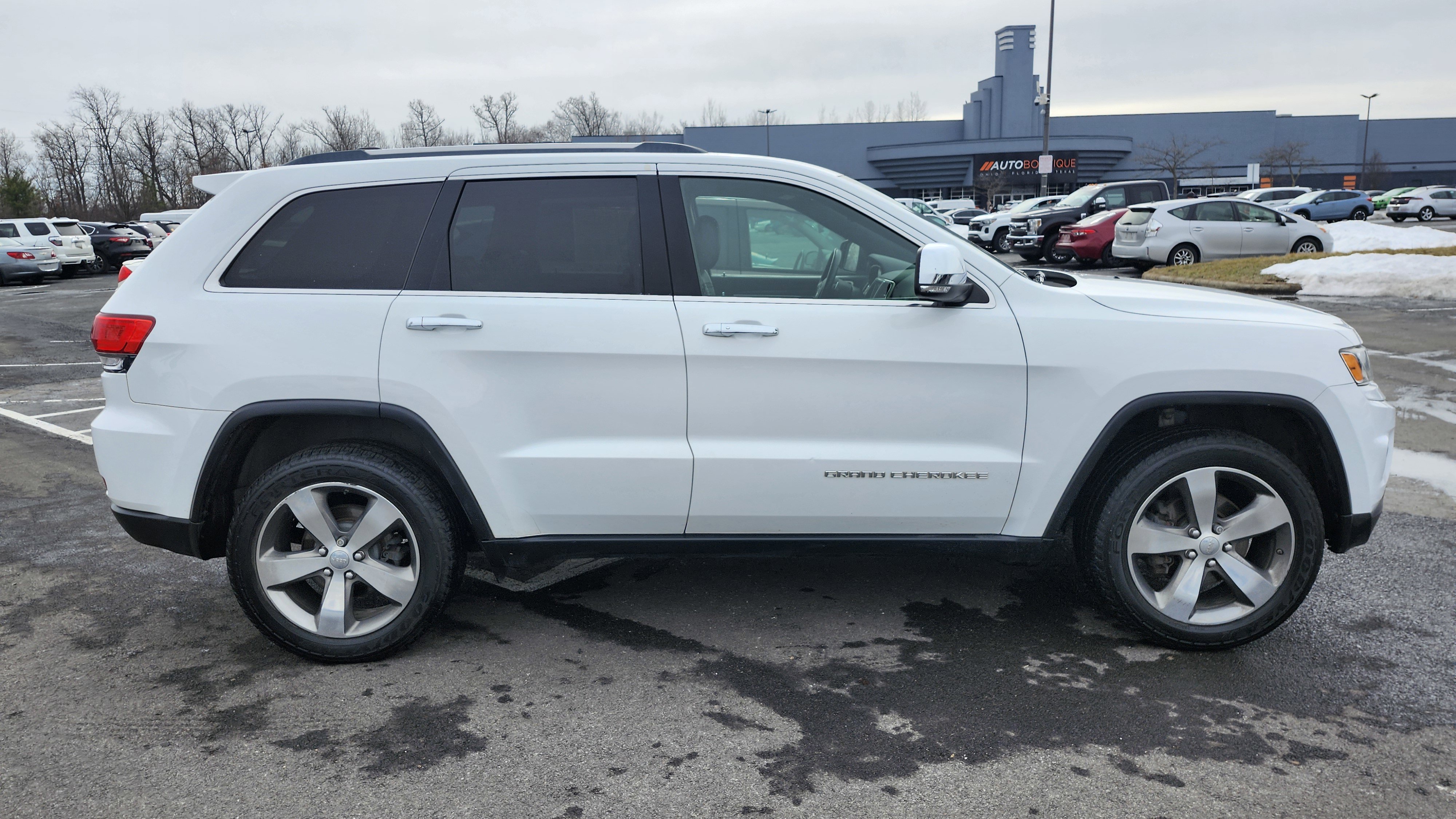 Used 2016 Jeep Grand Cherokee Limited image 20