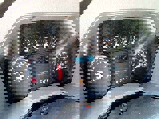 Used 2019 Ford F750 2WD Crew Cab Super Duty image 6