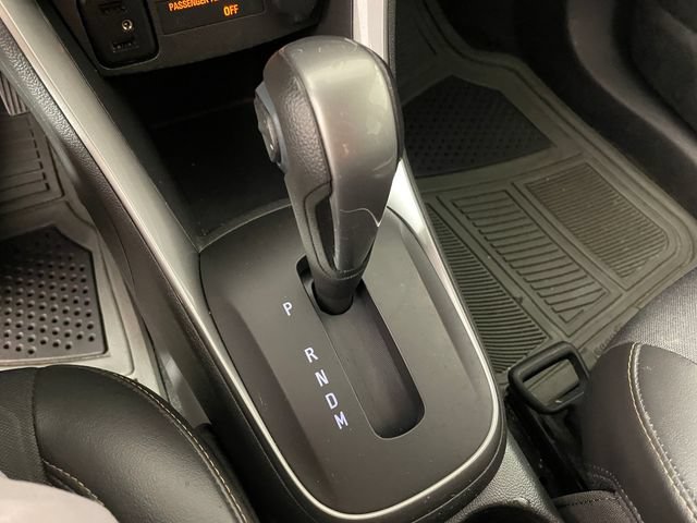 Used 2019 Chevrolet Trax LT w/ LT Convenience Package AWD/4WD image 9