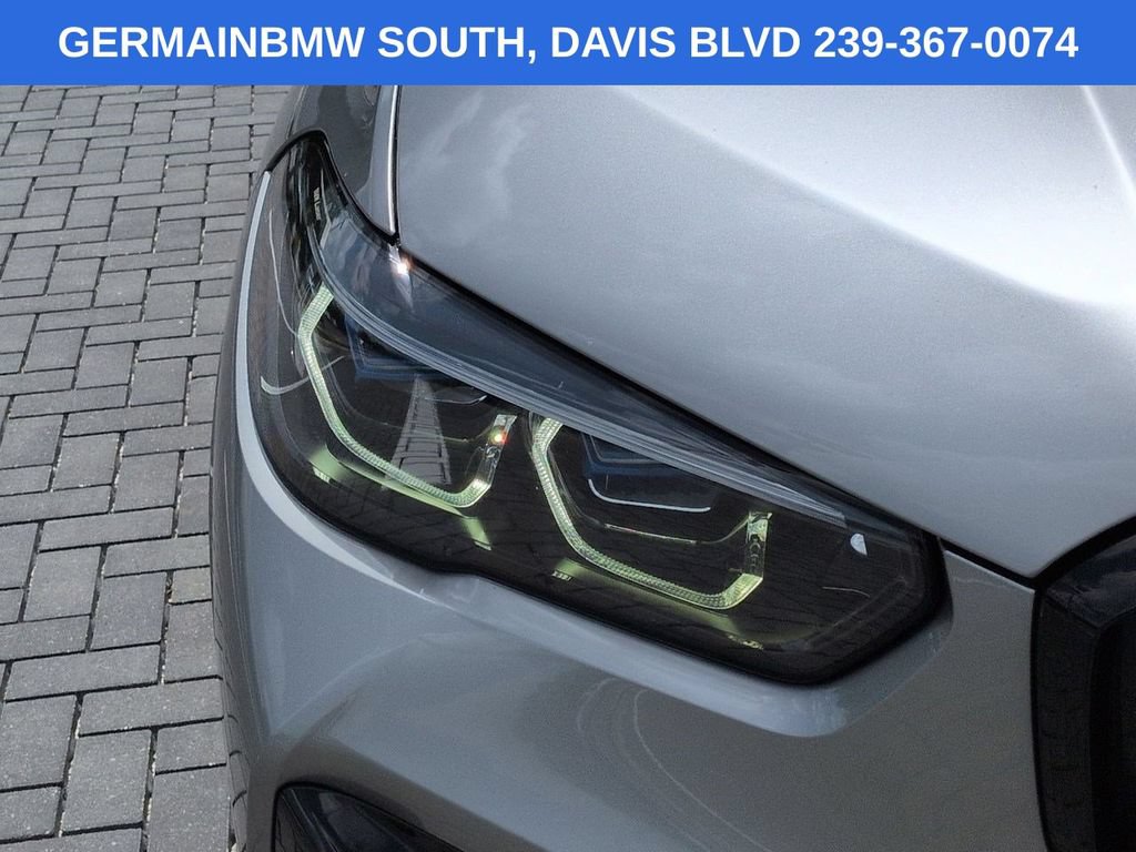 Used 2022 BMW X5 M w/ Competition Package 2 AWD/4WD image 11