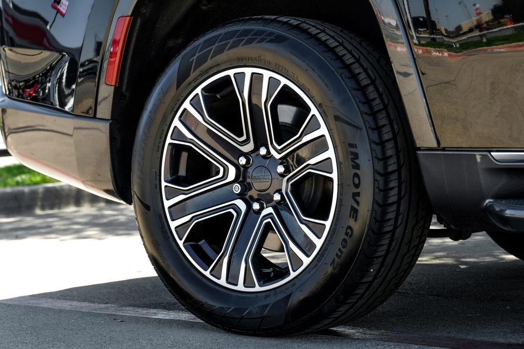 Used 2022 Jeep Wagoneer Series III image 70