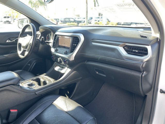 Used 2020 GMC Acadia SLT FWD image 29