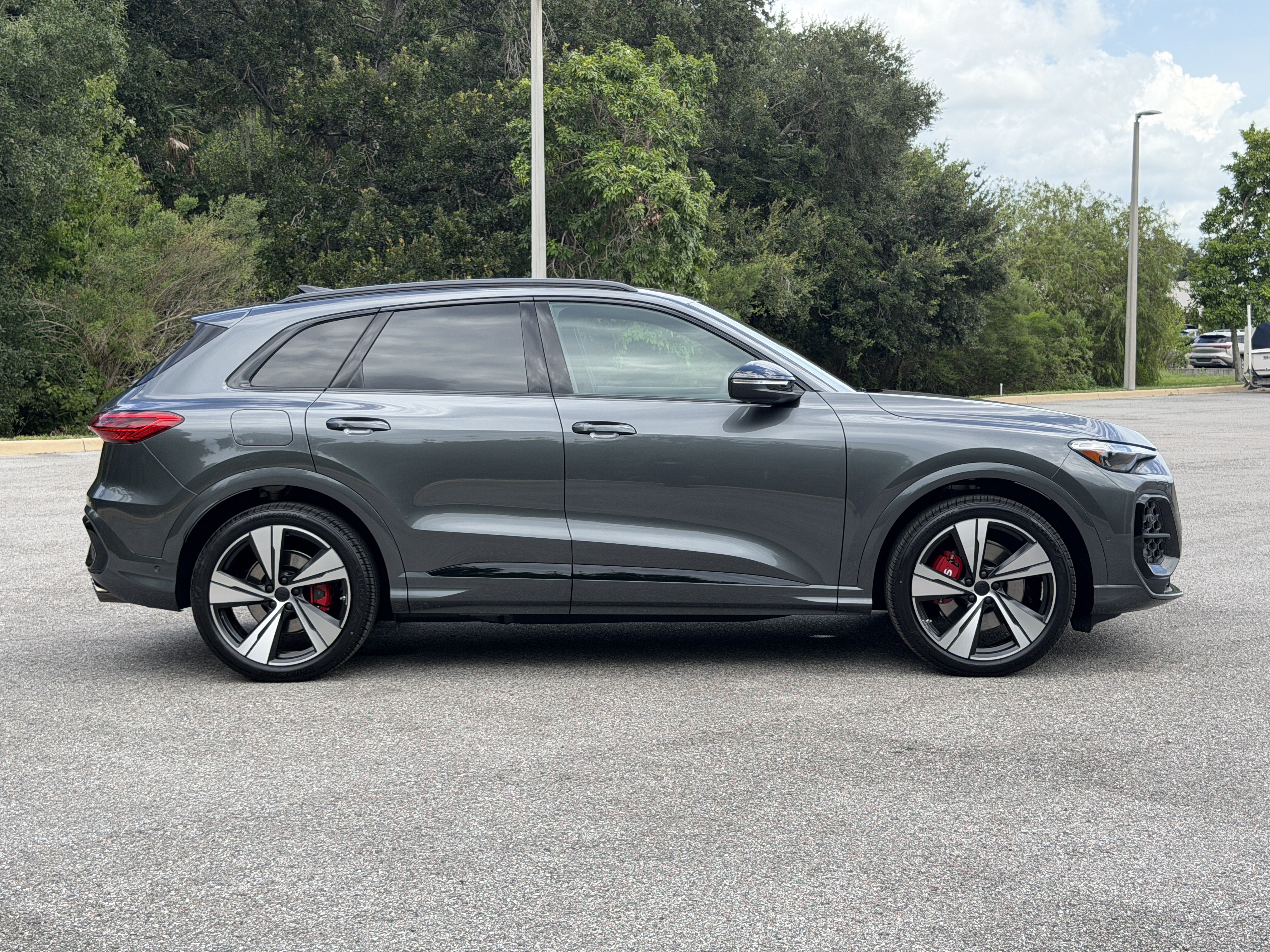 New 2026 Audi SQ5 Premium Plus AWD/4WD image 8
