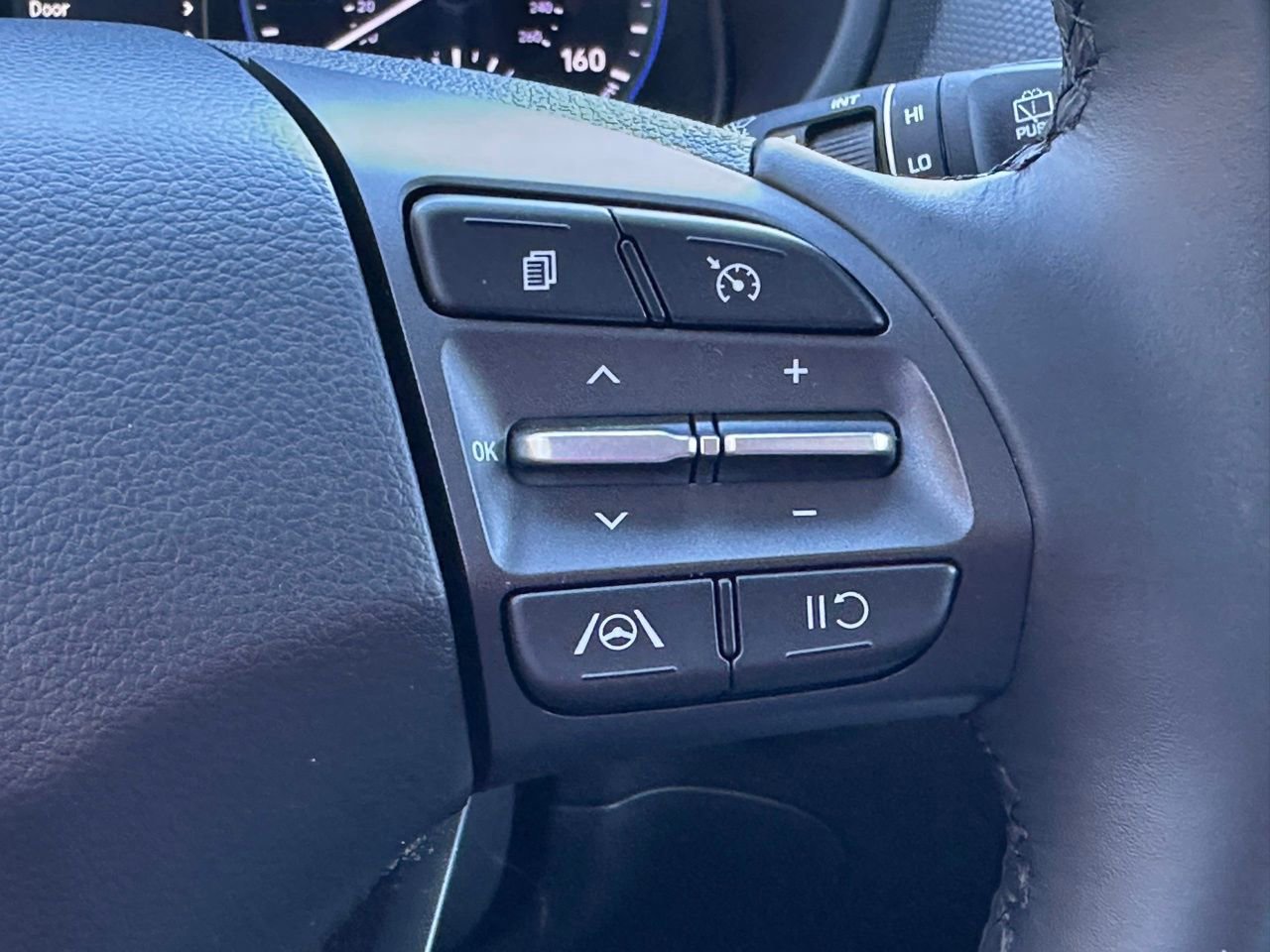 Used 2022 Hyundai Kona SEL w/ Convenience Package image 28