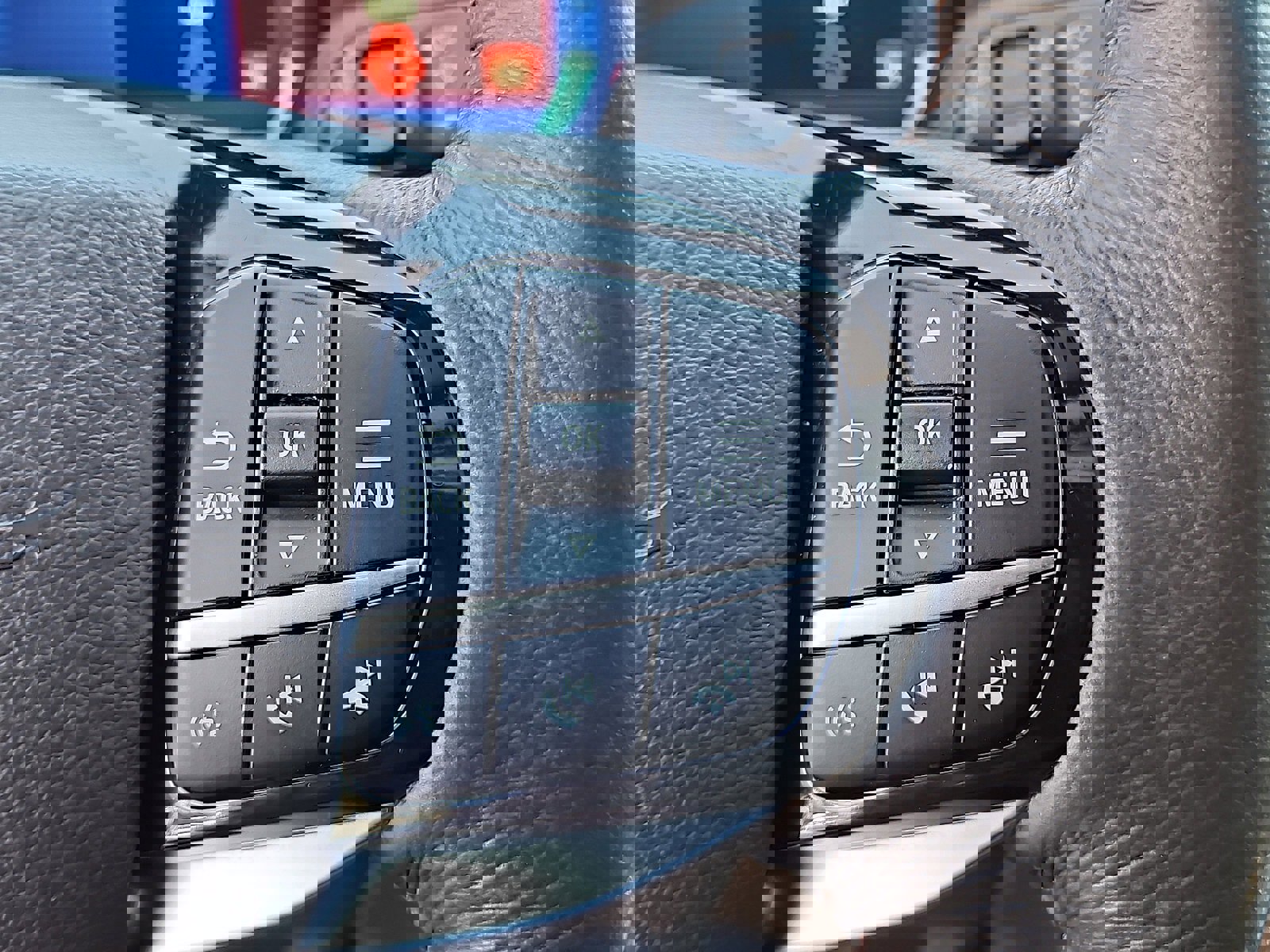 Used 2022 Ford Explorer King Ranch w/ Technology Package image 18