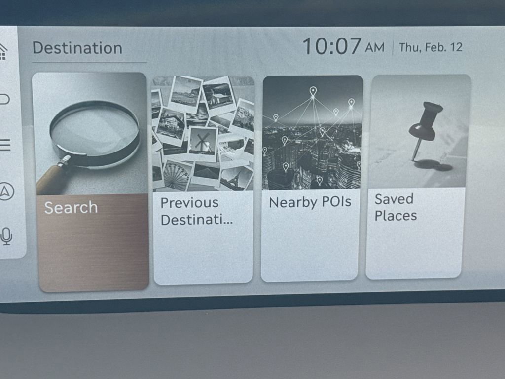 Used 2025 Genesis G90 3.5T image 31