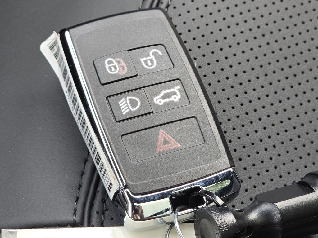 New 2026 Land Rover Defender 90 V8 AWD/4WD image 47