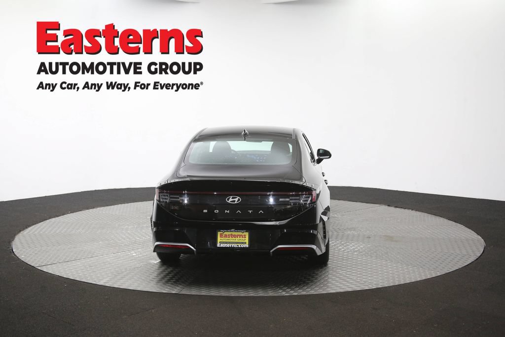 Used 2025 Hyundai Sonata SEL FWD image 39