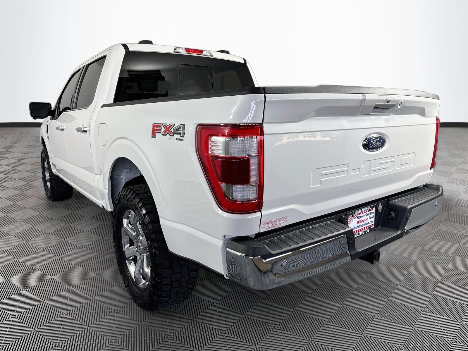 Used 2023 Ford F150 Lariat w/ Max Trailer Tow Package AWD/4WD image 5