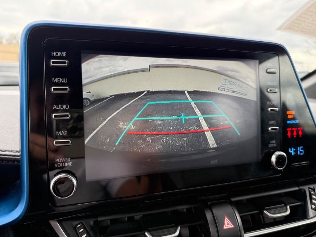 Used 2019 Toyota C-HR XLE FWD image 14