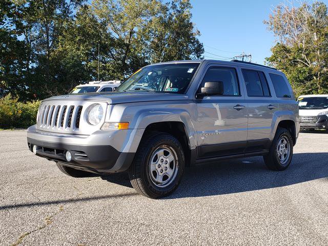 Used 2015 Jeep Patriot Sport w/ Power Value Group AWD/4WD image 8