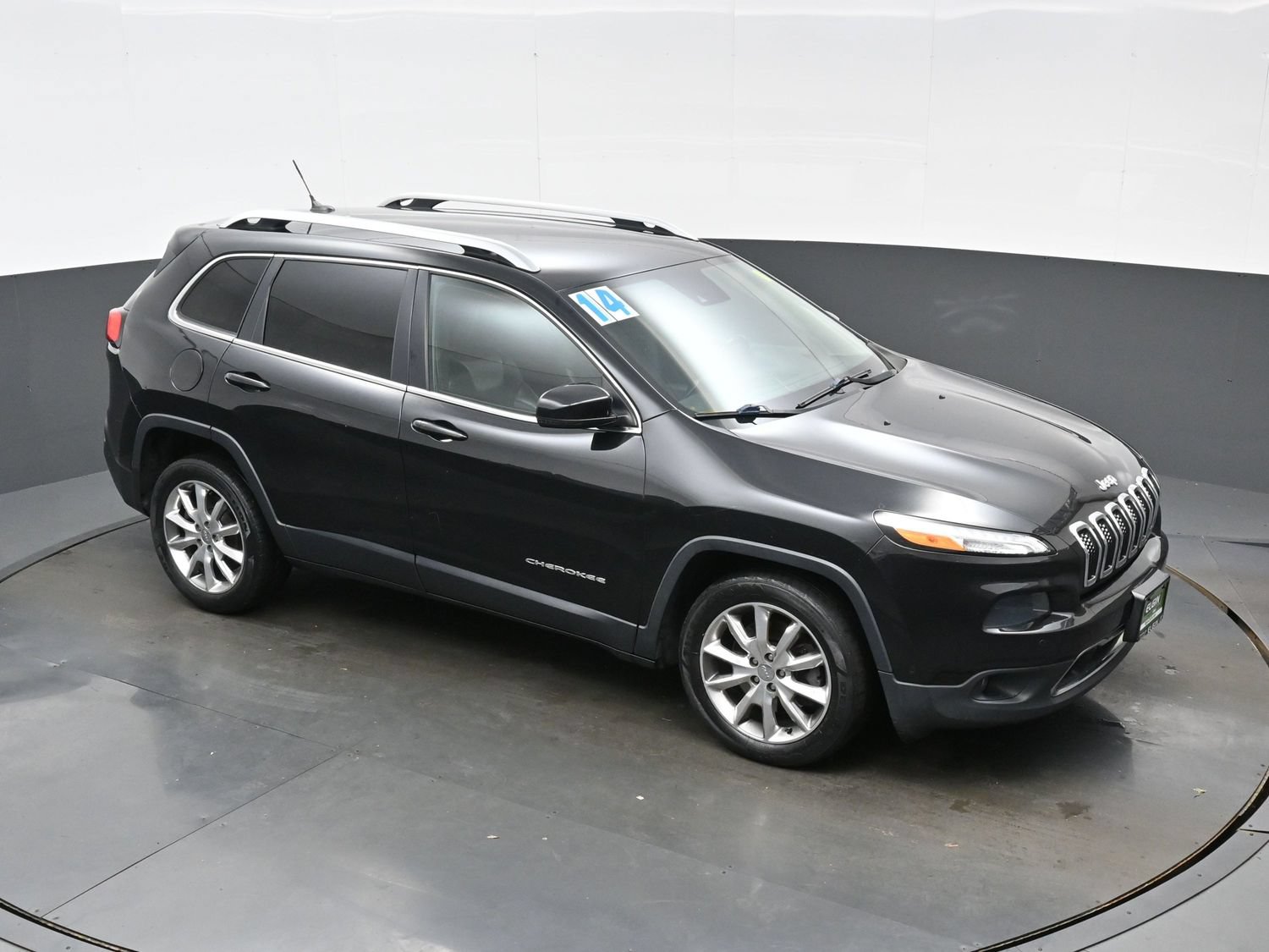 Used 2014 Jeep Cherokee Limited w/ Technology Group FWD image 42