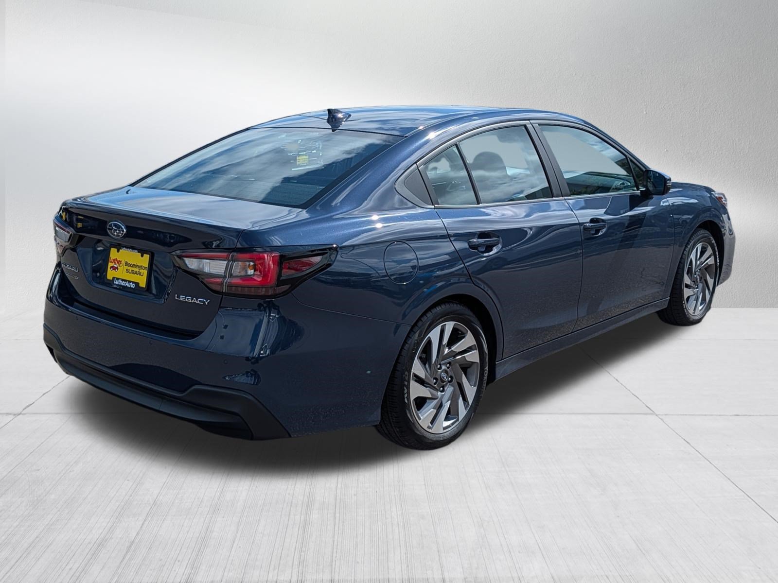 Used 2025 Subaru Legacy Limited AWD/4WD image 3