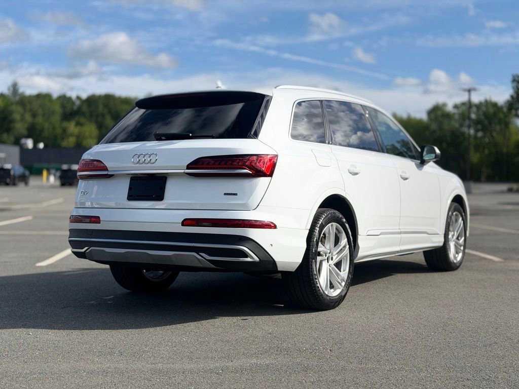 Used 2023 Audi Q7 2.0T Premium Plus w/ Premium Plus Package AWD/4WD image 7