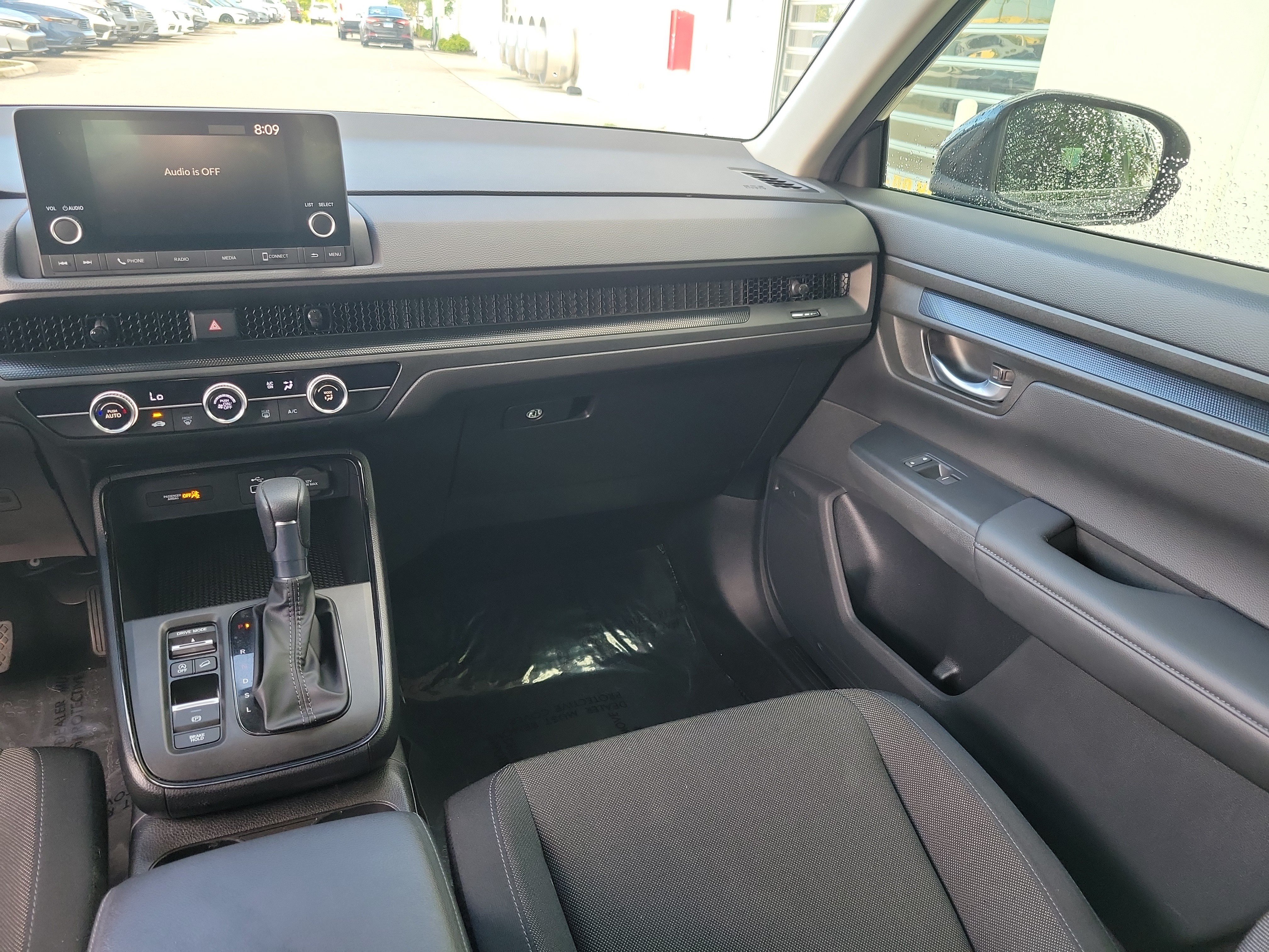 Used 2024 Honda CR-V LX image 19