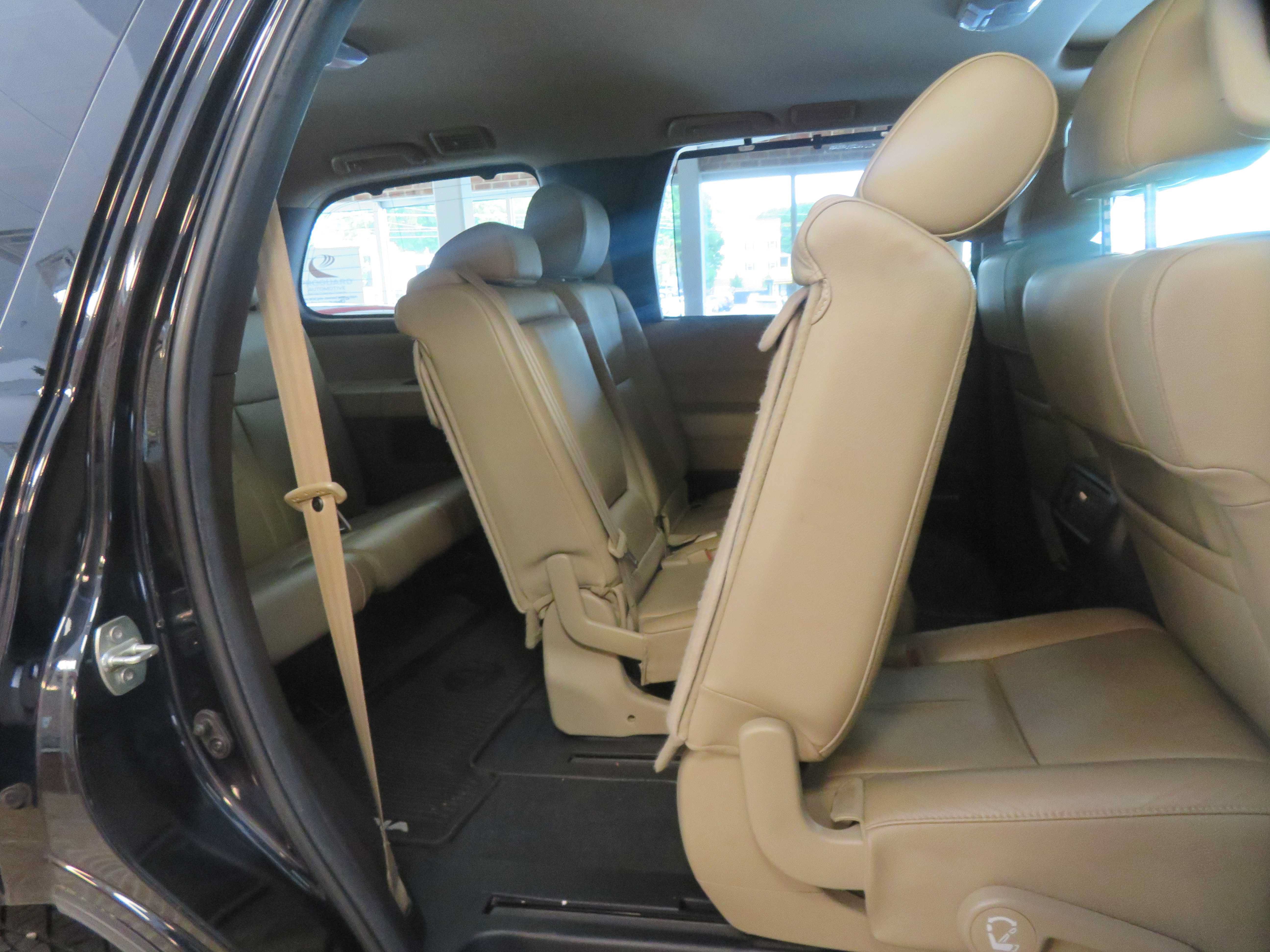 Used 2020 Toyota Sequoia Limited w/ Safety & Convenience Package AWD/4WD image 27