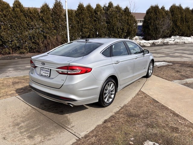 Used 2017 Ford Fusion Energi SE image 4