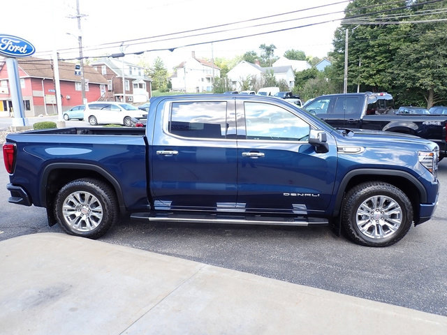 Used 2023 GMC Sierra 1500 Denali AWD/4WD image 9