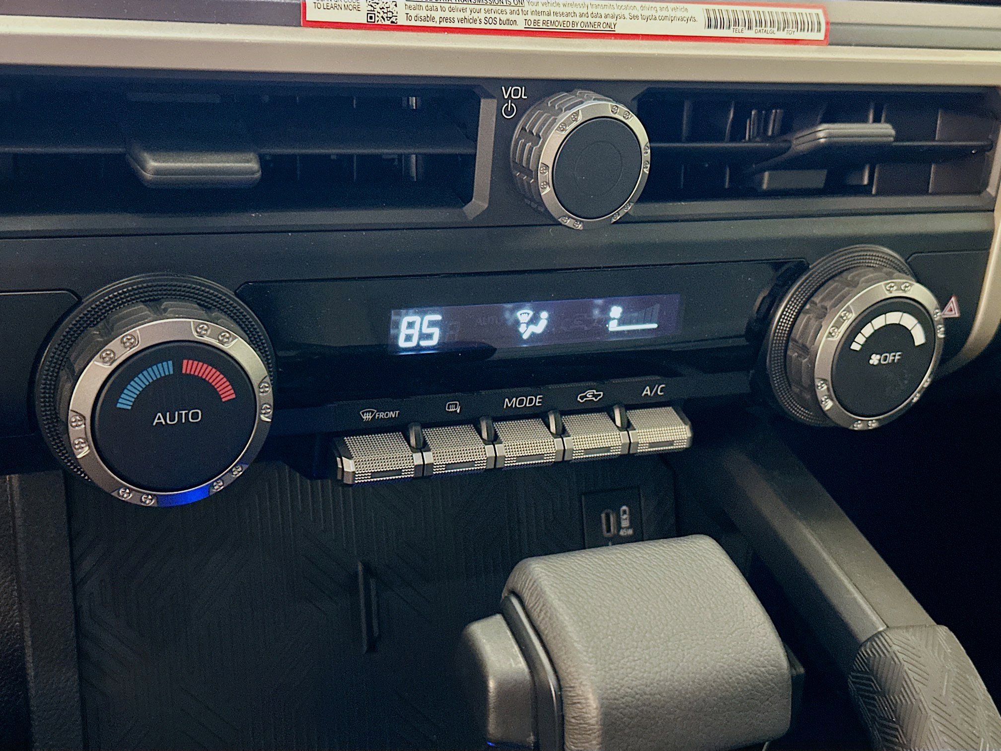 Used 2025 Toyota Tacoma TRD Off-Road AWD/4WD image 24