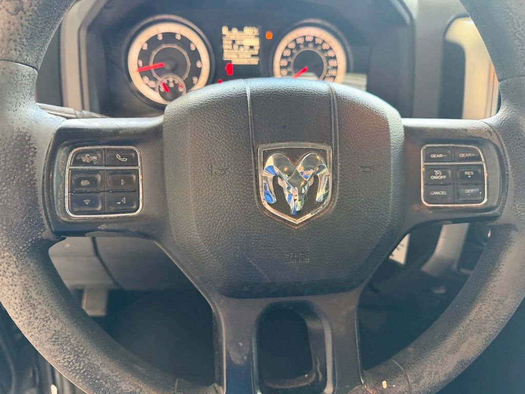 Used 2016 RAM 1500 Classic SLT RWD image 26