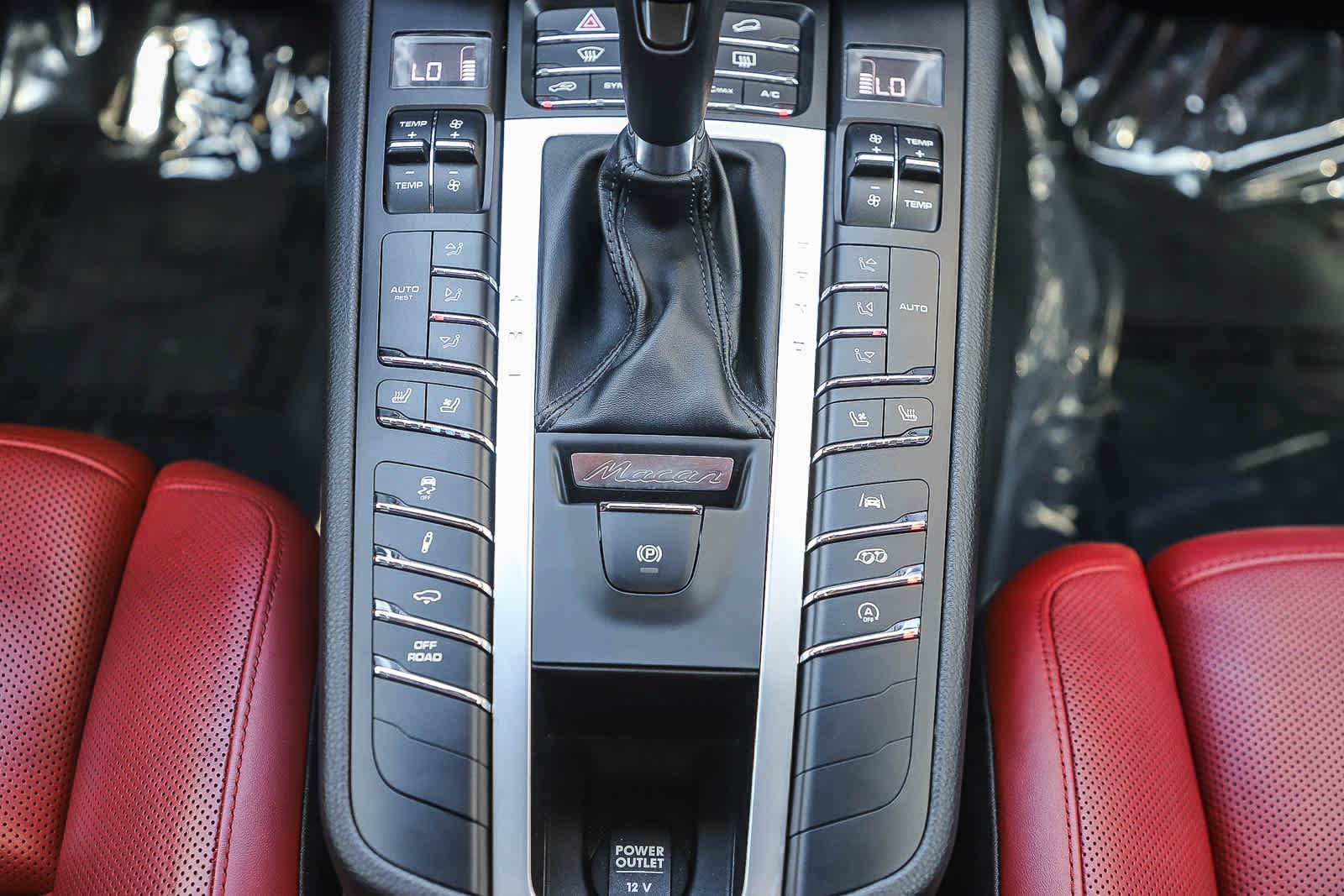 Used 2021 Porsche Macan GTS AWD/4WD image 19