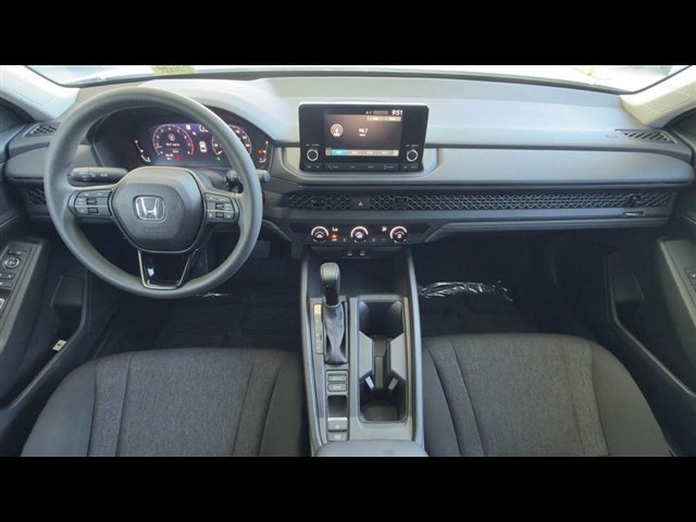 Certified 2025 Honda Accord LX image 19