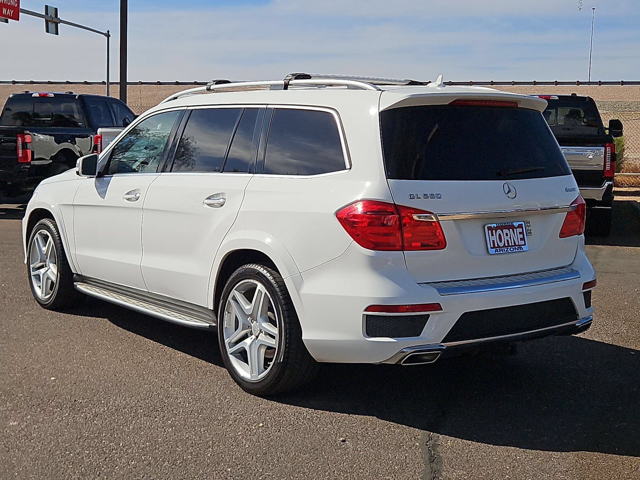 Used 2016 Mercedes-Benz GL 550 4MATIC image 8
